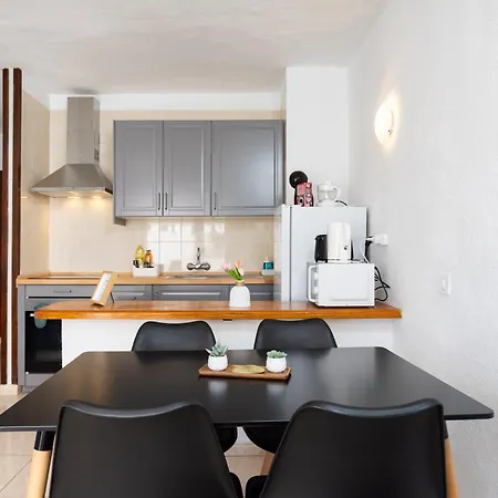 Home2book Americas Coastal Apt, Pool & Terrace Apartment *