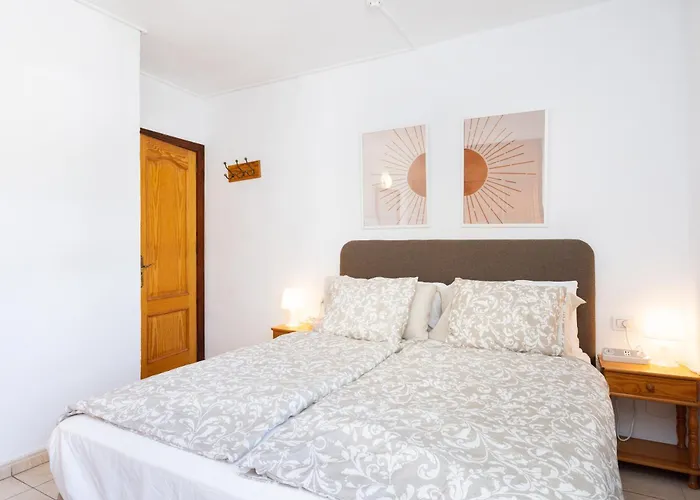 Home2book Americas Coastal Apt, Pool & Terrace *