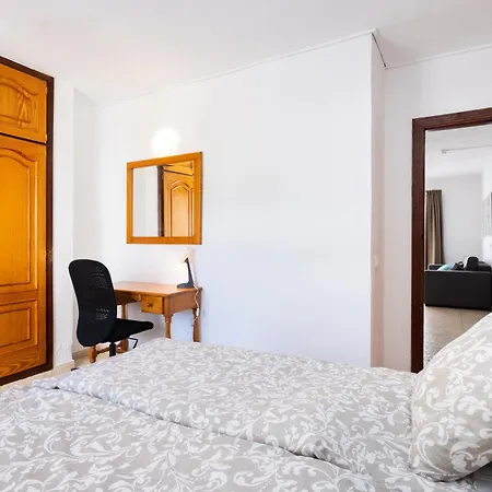 Home2book Americas Coastal Apt, Pool & Terrace