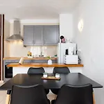 Home2book Americas Coastal Apt, Pool & Terrace Апартаменты *