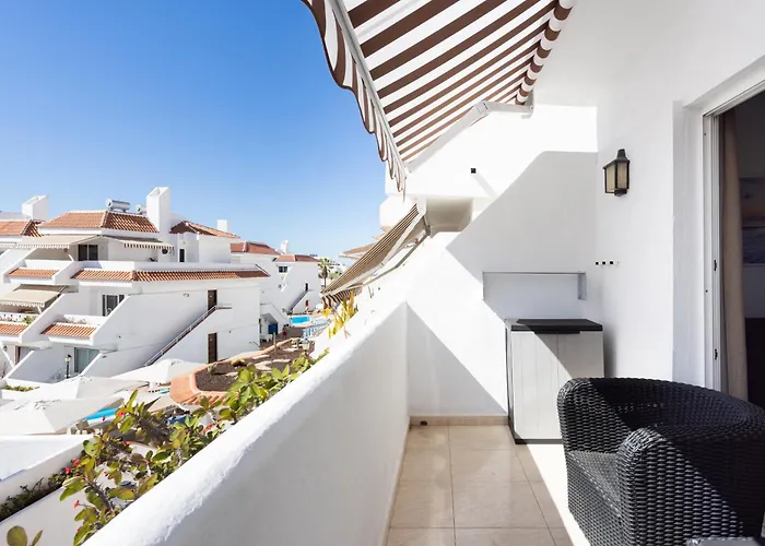 Home2book Americas Coastal Apt, Pool & Terrace